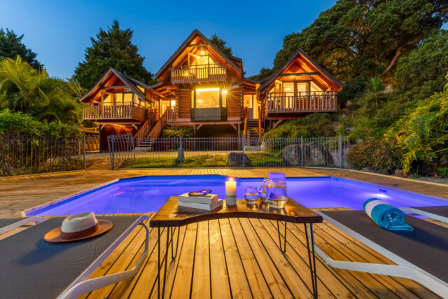 Exclusive Use Groups at Abalone Lodges