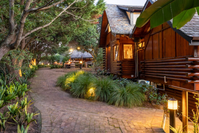 Abalone Lodges Swimming Pool & Gardens