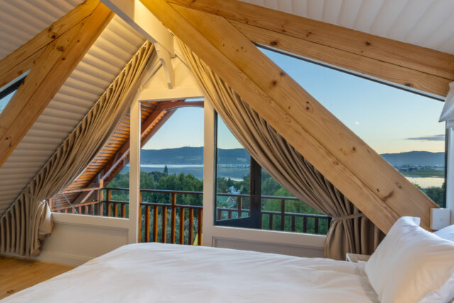 Rates & Availability At Abalone Lodges